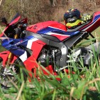 Honda_CBR1000RR-R_Fireblade_SP_Herbstimppressionen_-_13